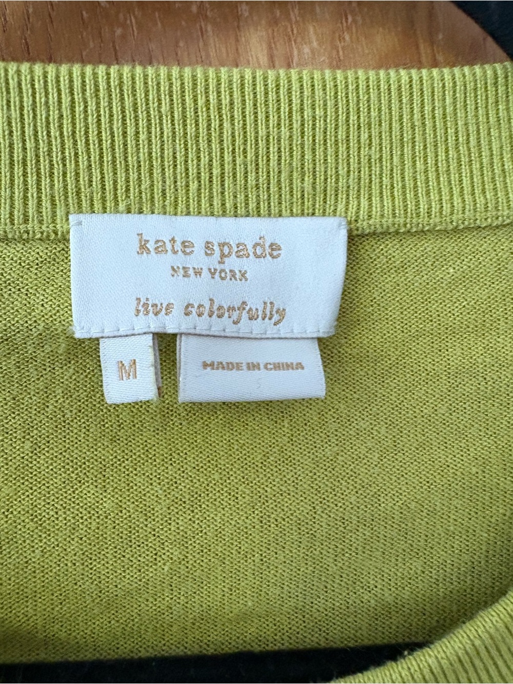 Kate Spade Light Green Short-Sleeve Knit Shirt with Pocket Bow M - Picture 4 of 9